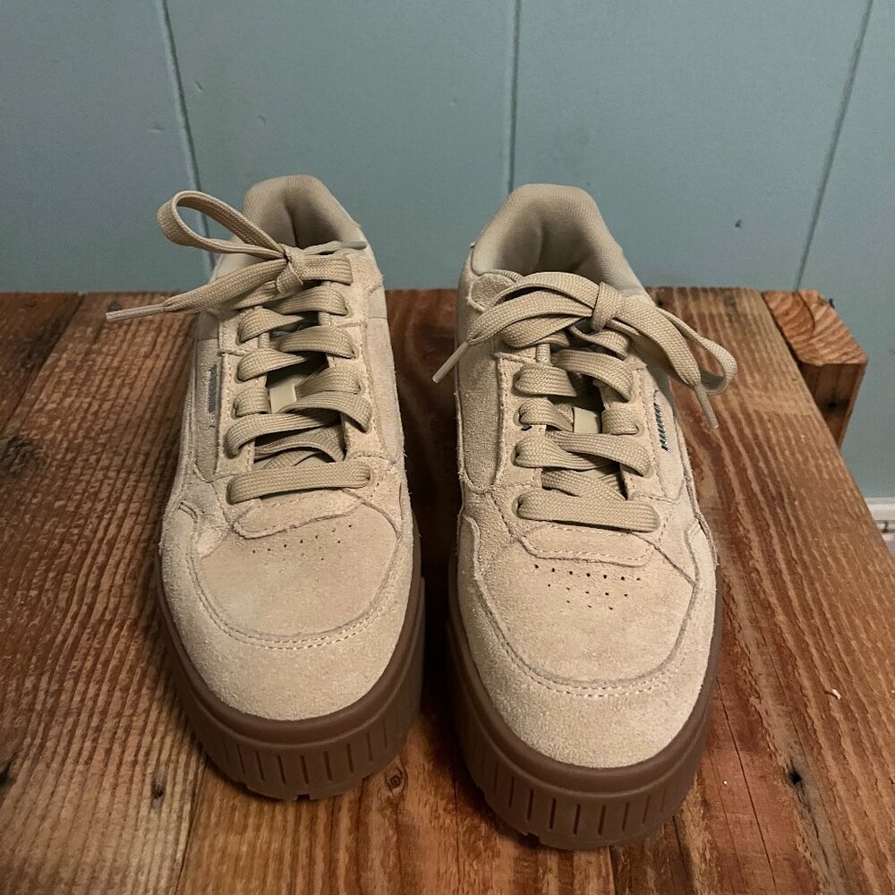 Puma Tan Sneakers with Brown Soles